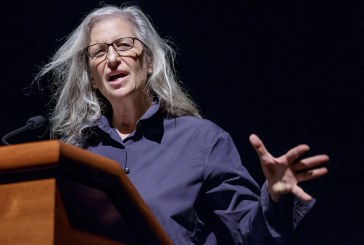 The Long Center Welcomes an Evening with Annie Leibovitz