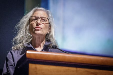 Annie Leibovitz at the Long Center 11/13/2017. © 2017 Jim Chapin Photography