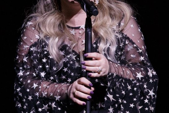 Kelly Clarkson at ACL Live at the Moody Theater, Austin, TX  12/13/2017. © 2017 Jim Chapin Photography