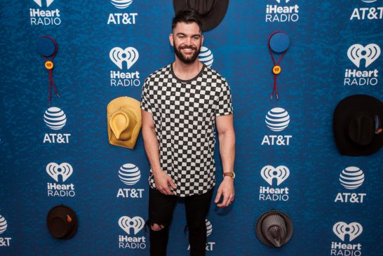 Dylan Scott, iHeart Country Music Festival, Photo by Michael Mullinex