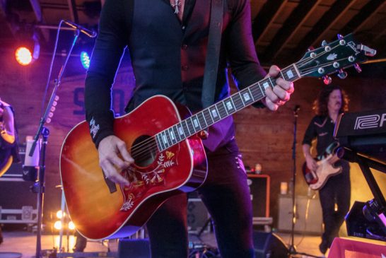 Duff McKagan with Shooter Jennings at Historic Scoot Inn, Austin, TX 6/10/2019. © 2019 Suzanne Cordeiro